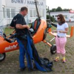 Vorbereitung des Tragschraubers am Flugplatz Bonn/Hangelar